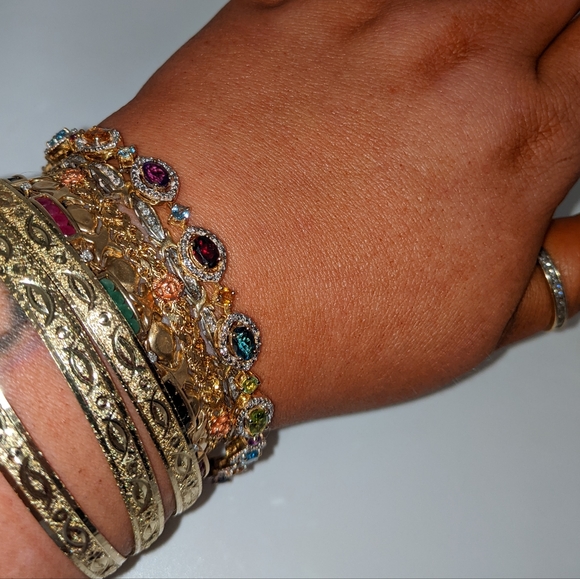 Multi-Gemstone Peridot, London Blue, Amethyst Tennis Bracelet - Picture 15 of 16